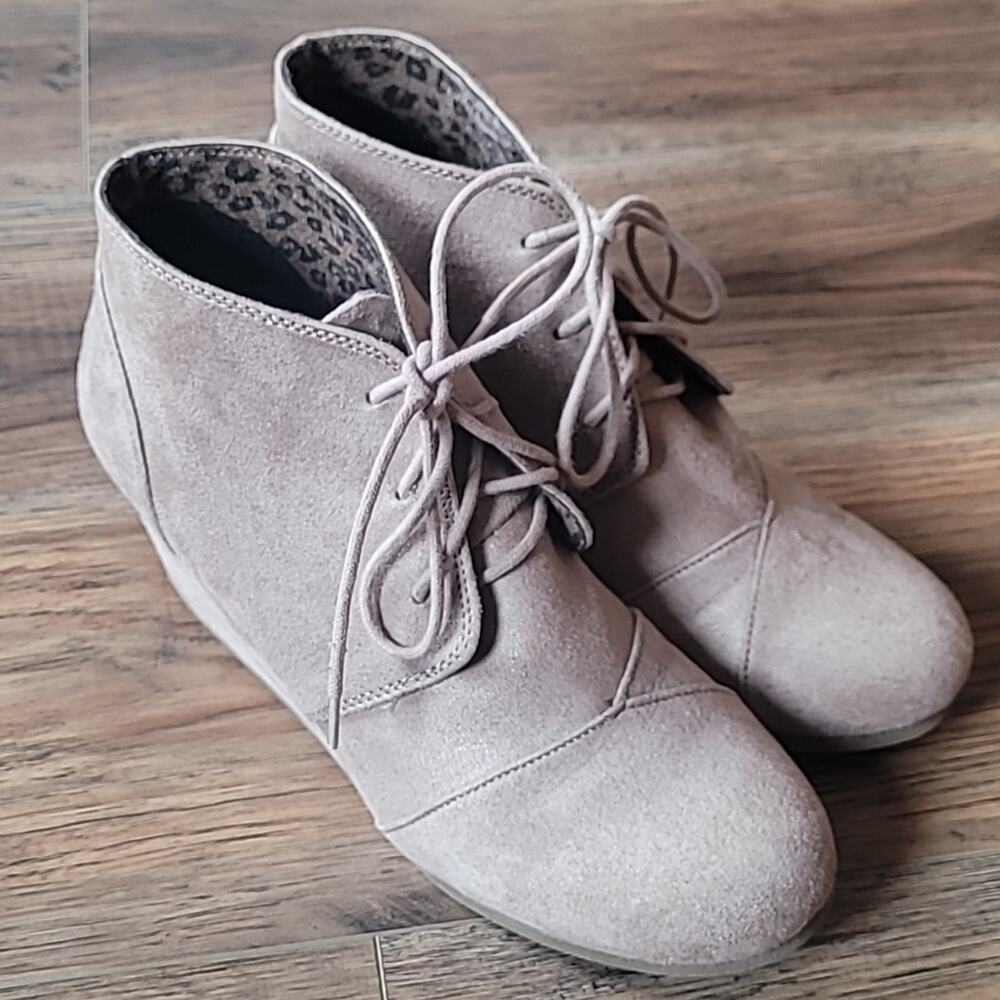 Cityclassified Wedge Ankle Booties, Size 10, Tan Suede, Boutique